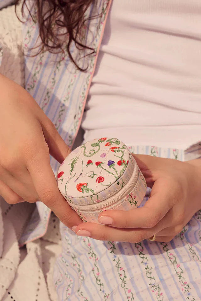 Maanesten - Round Jewelry Box - Small Garden Magic Ivory - 4123