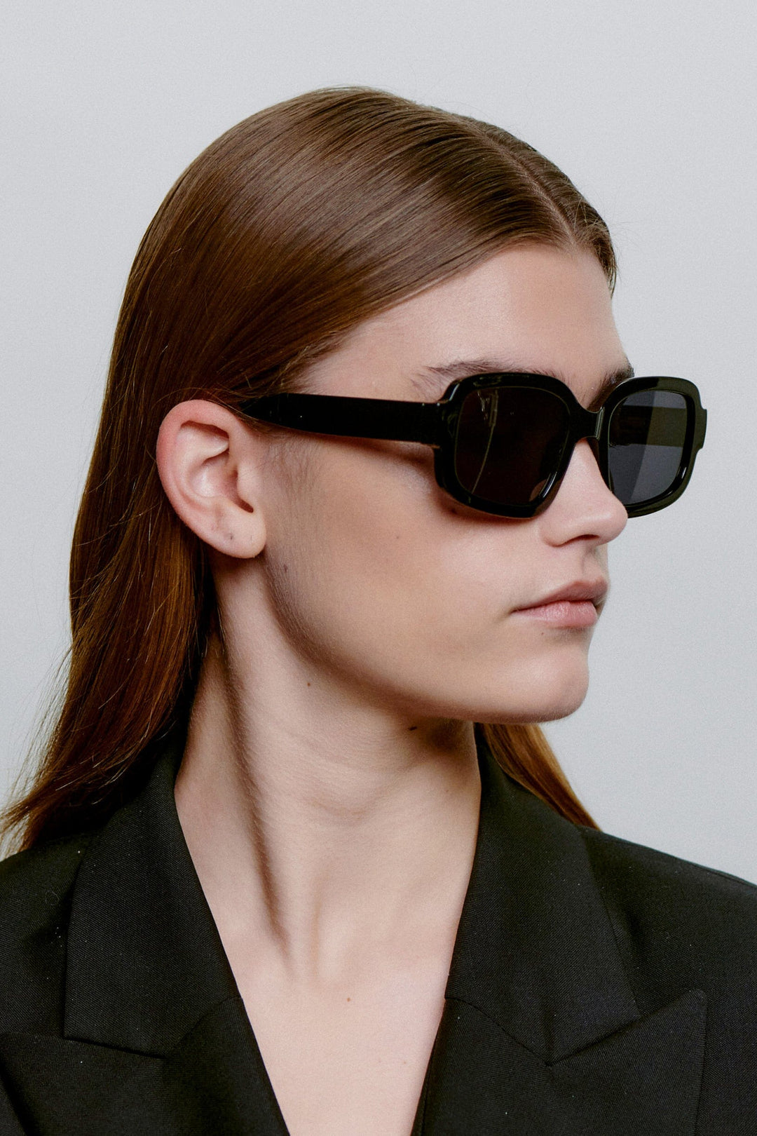 A. Kjærbede - Pluto KL2606 - Black Solbriller 