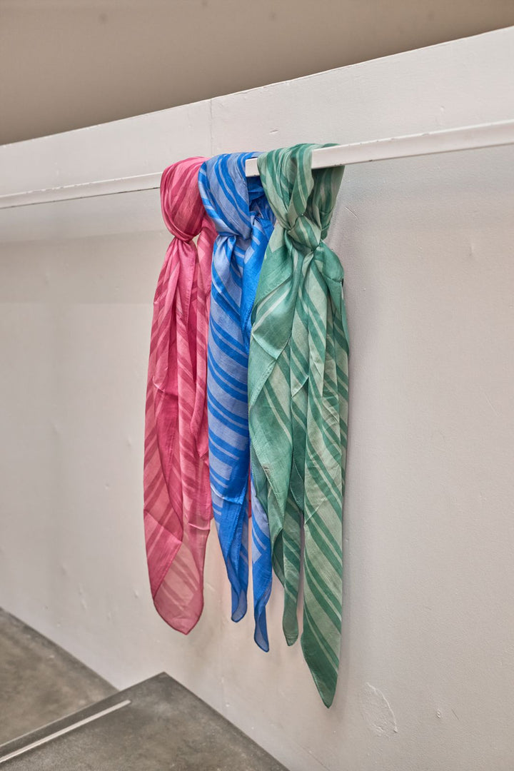 Black Colour - Bckaisa Silk Scarf 208429 - Blue