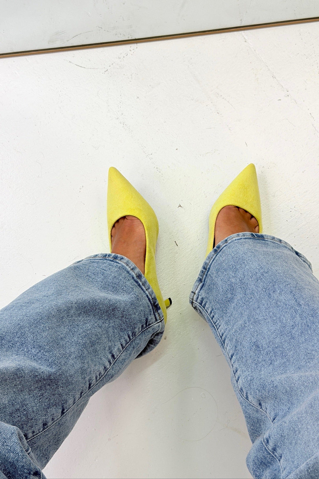 Bloom - Thistle Stiletto - Yellow Stiletter 