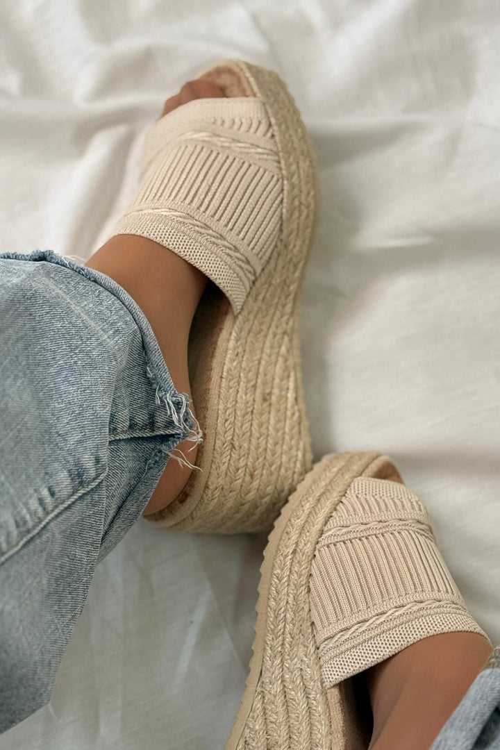 Bloom - Yliana Sandaler - Beige Sandaler 