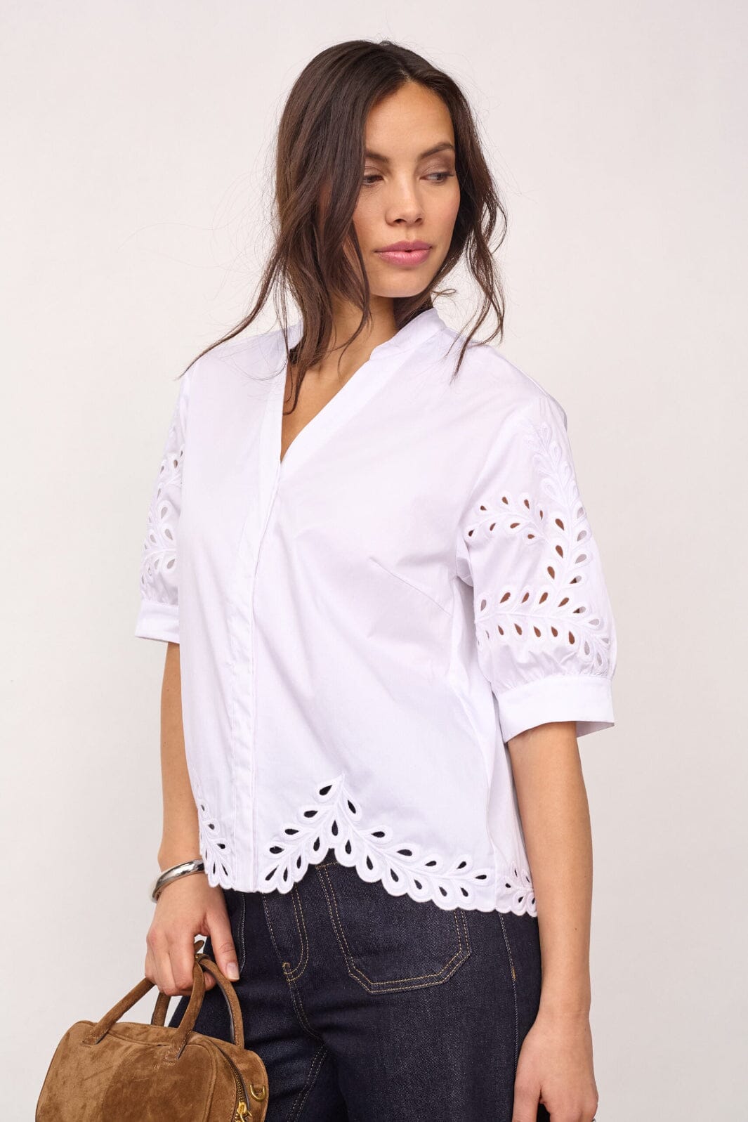 Co´Couture - Poppycc Emb. V-Shirt 500102 - 10001 - White Skjorter 