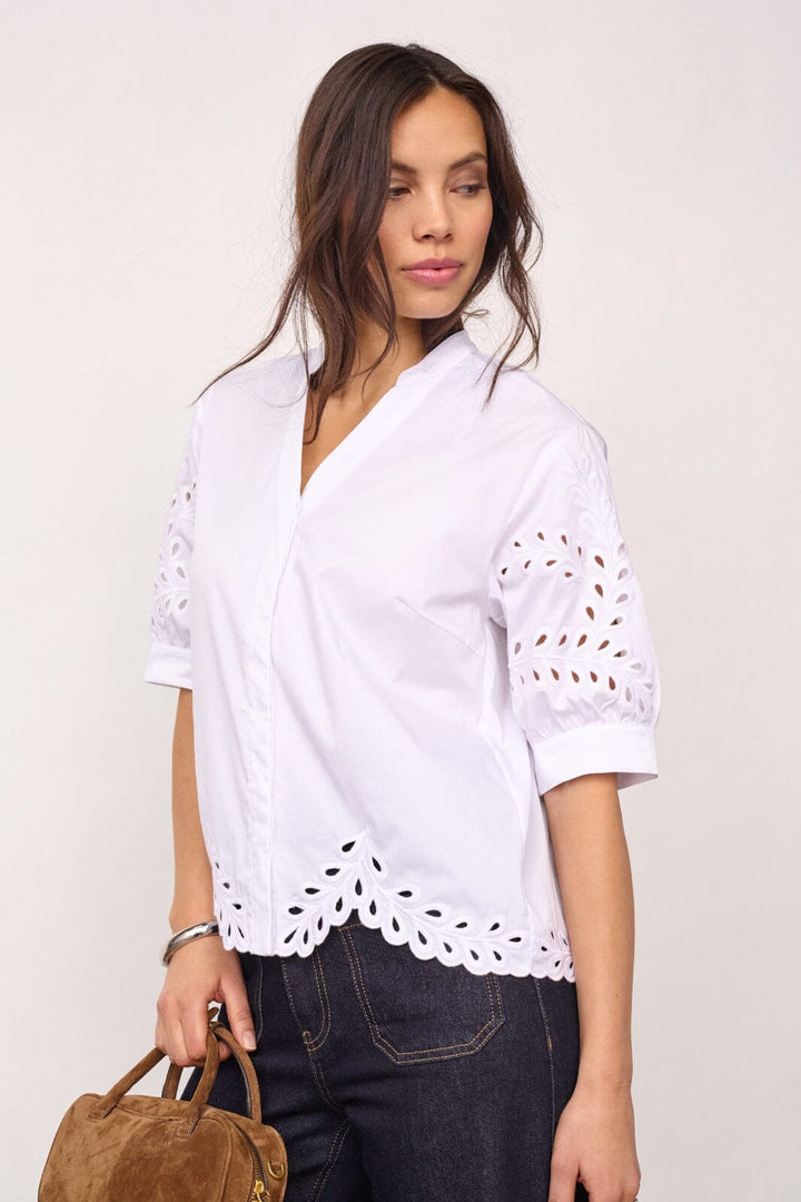 Co´Couture - Poppycc Emb. V-Shirt 500102 - 10001 - White Skjorter 