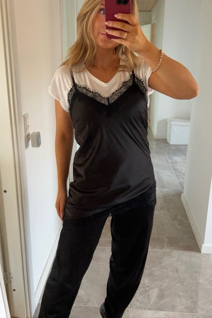 Dear Molly - Lace Top - Black Toppe 