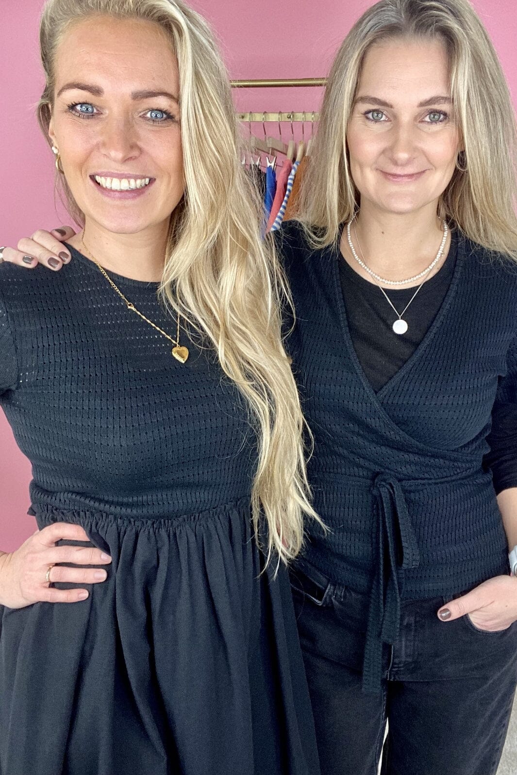 Basic Apparel - Karla Wrap Top GOTS - 001 Black