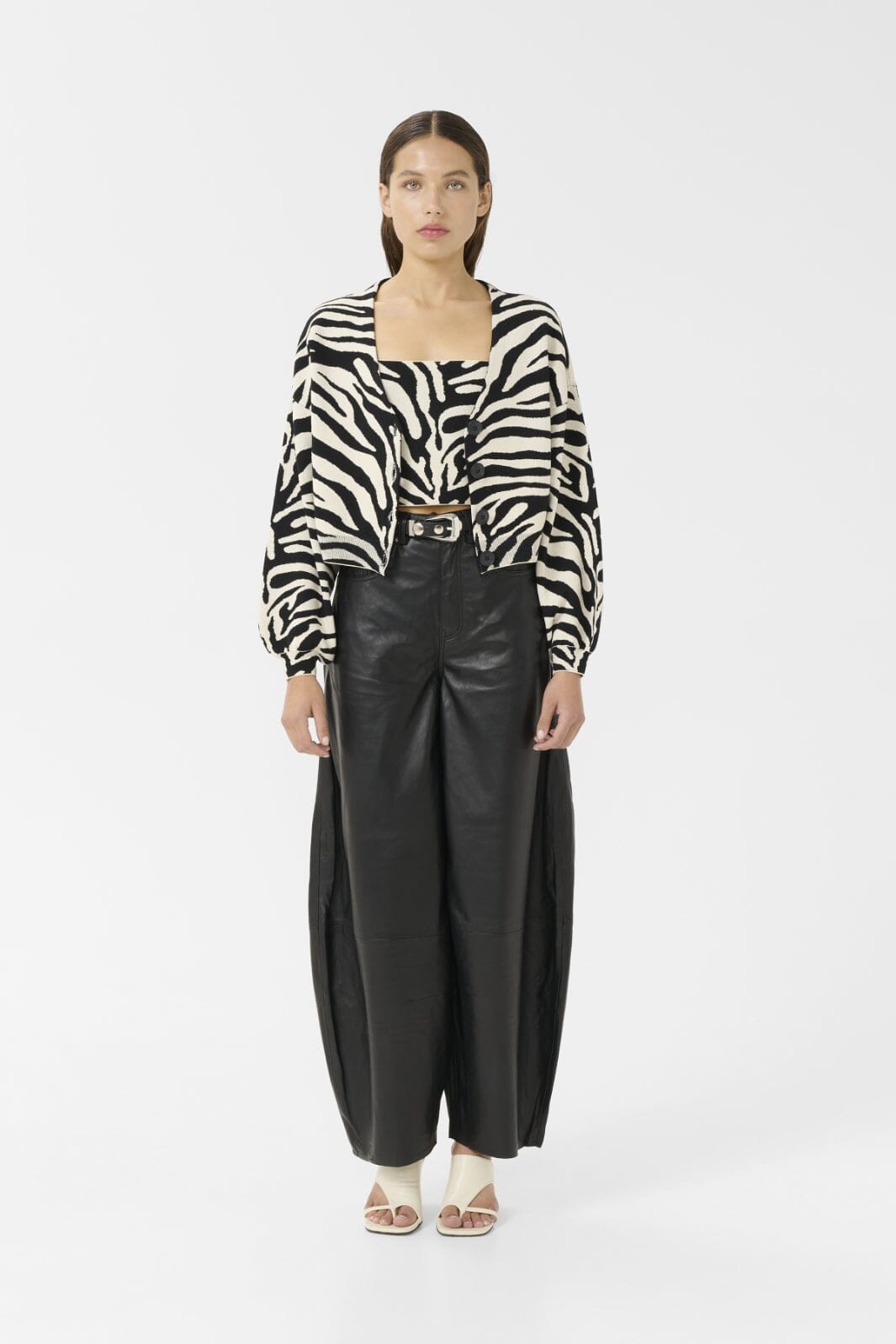 Gestuz - Gzzebba Cardigan 10910341 - 107873 - Black/Birch Tiger