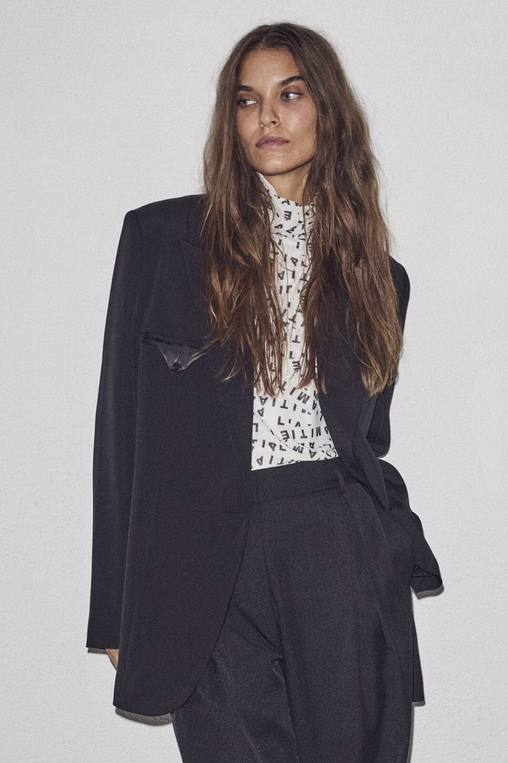 Haute L'Amitié - Premiere Single Blazer HL10002 - Black