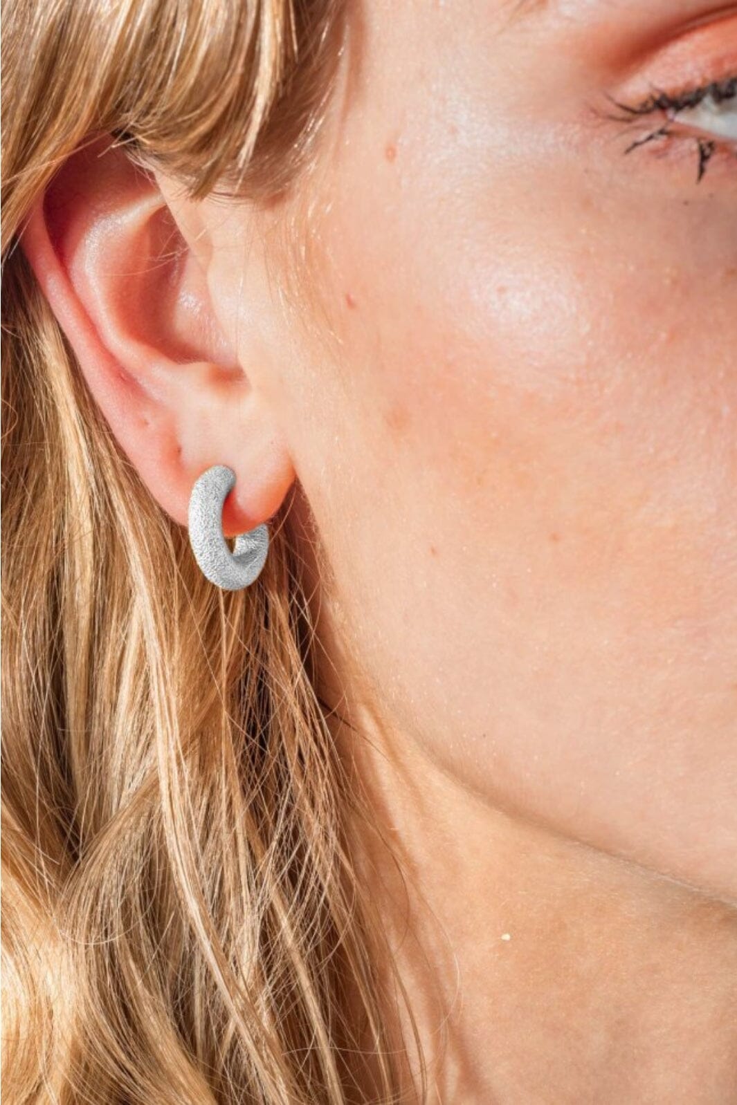 House Of Vincent - Asphodele Hoop Earrings - Silver