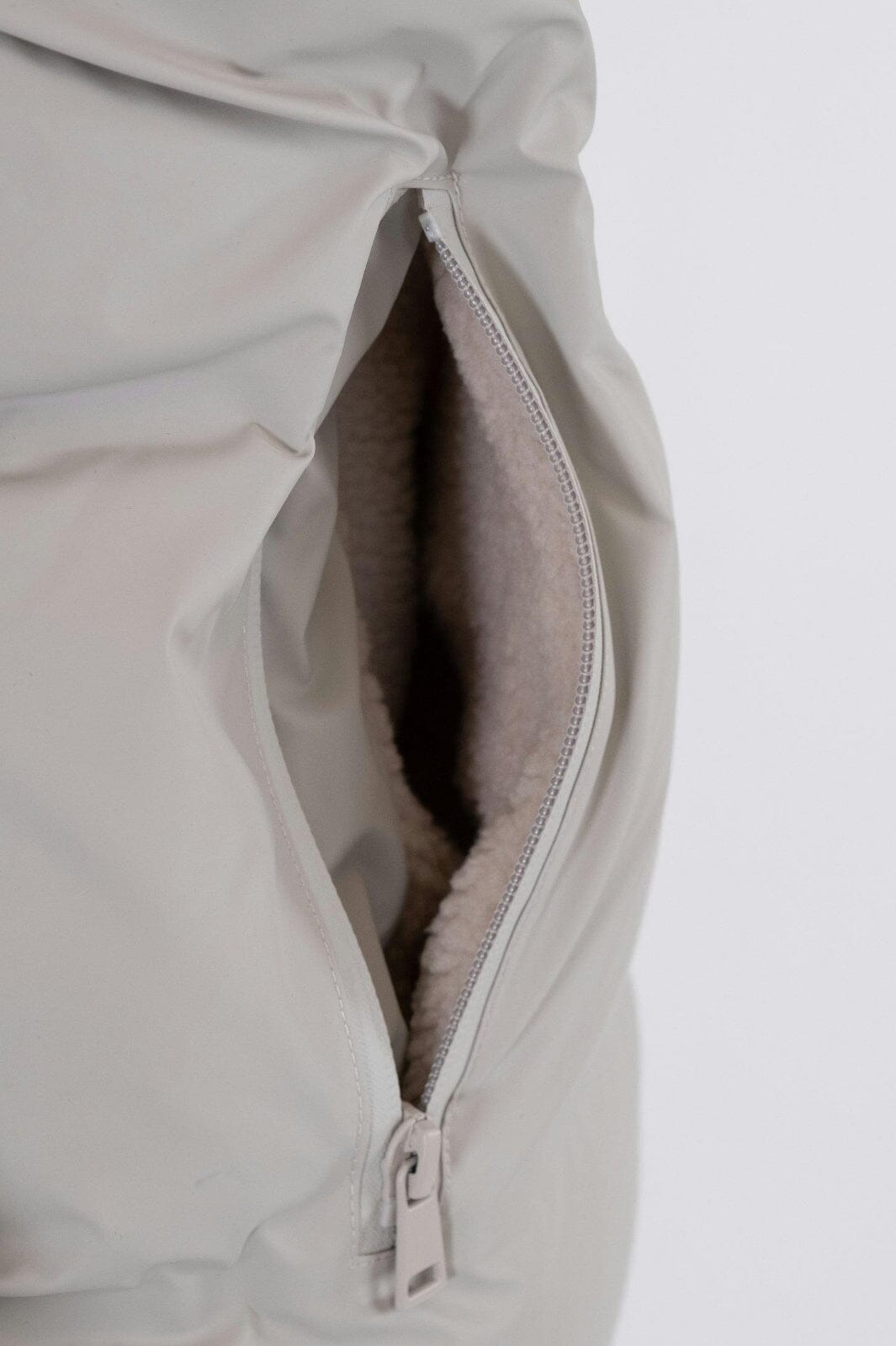 Neo Noir - Fox C Puffer Jacket - Ivory