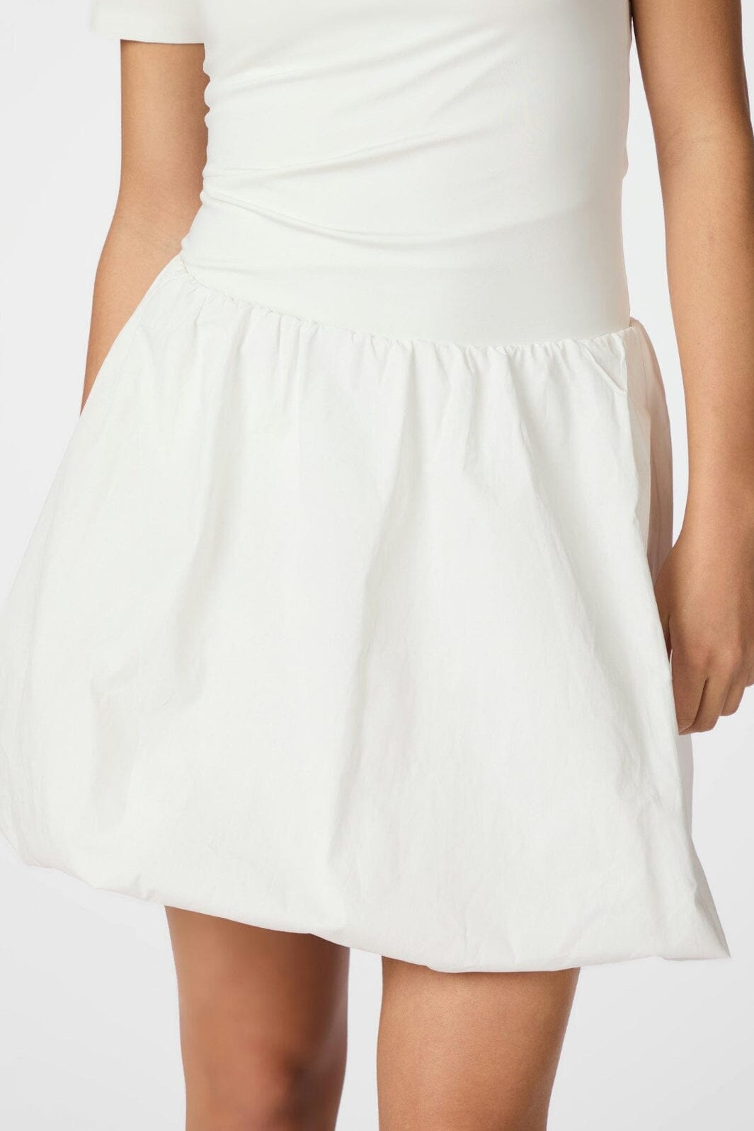 Neo Noir - Stela Short Balloon Skirt 163696 - 120 - White