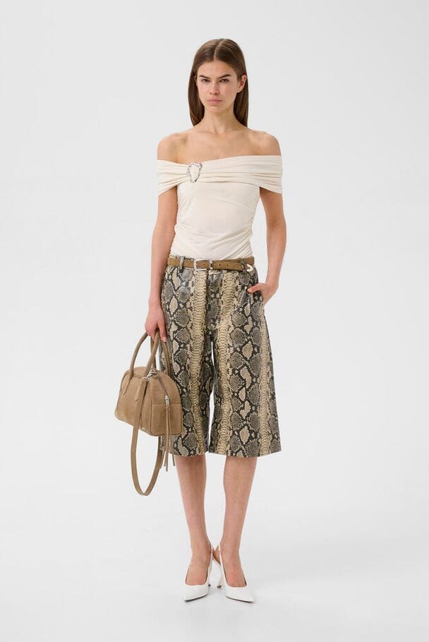 Gestuz - Gzlaily Off Shoulder Top 10911093 - 110103 - Egret Bluser 