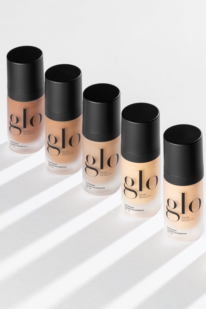 Glo Skin Beauty - Glo Luminous Liquid Foundation SPF 18 - Brûlée, 30 ml
