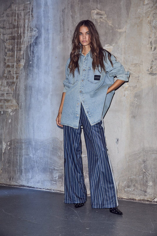 Haute L'Amitié - Miley Denim Shirt HL10531 - Bleached Denim Skjorter 