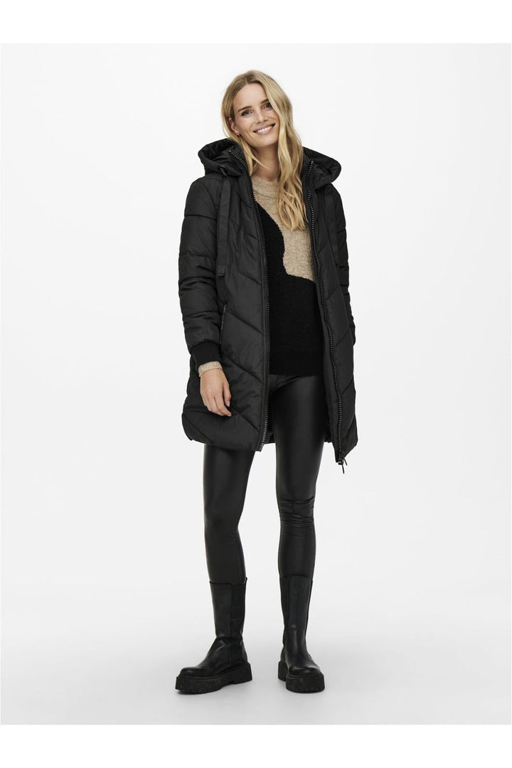 JDY - JDYskylar Padded Hood Jacket - 3802348 Black Black