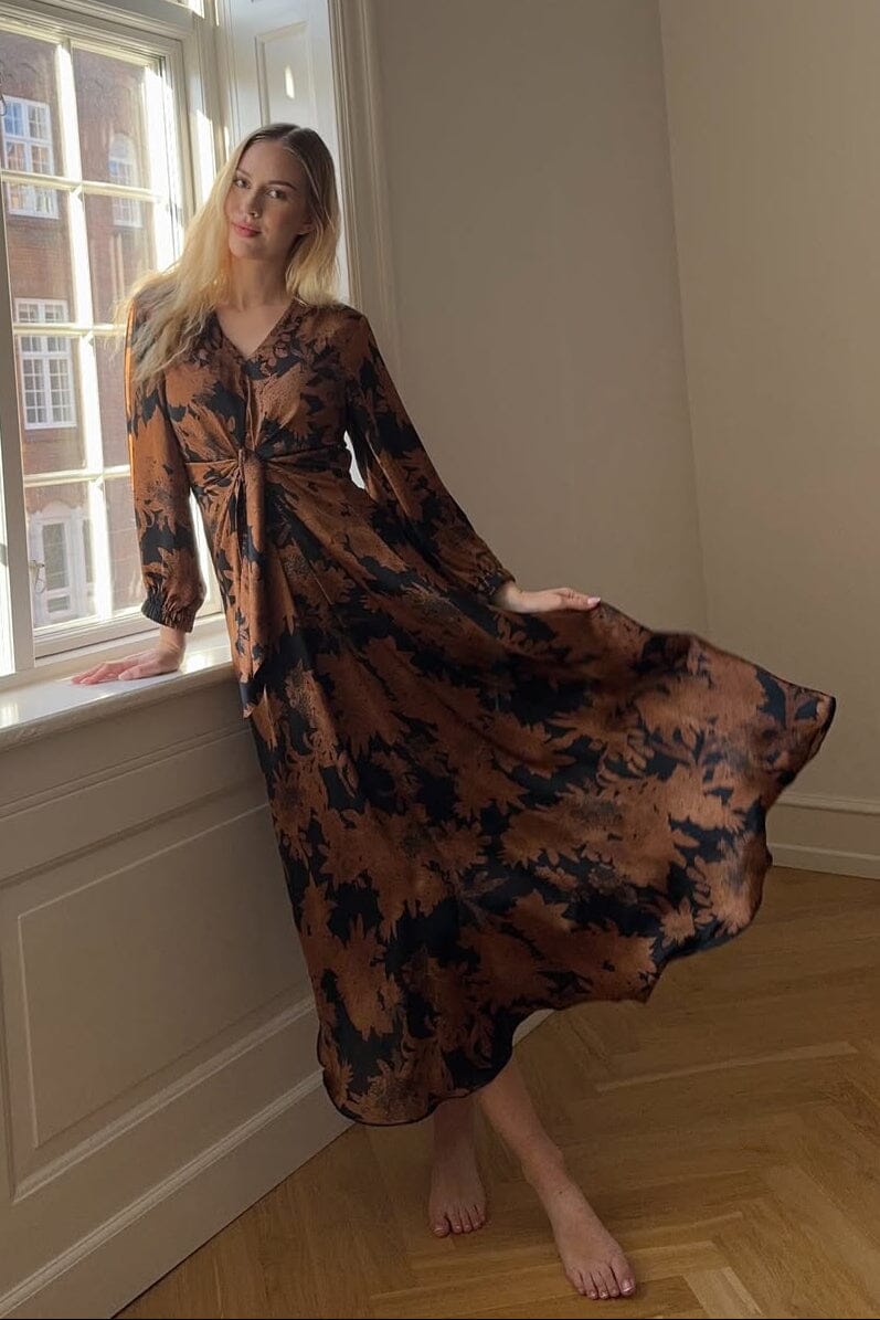 Karmamia - Faye Dress 2330 - Tawny Flower Kjoler 