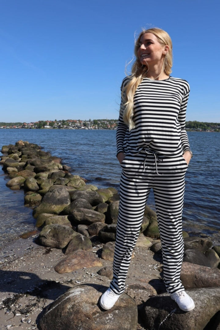 Liberte - Natalia-Straight-Pants - Black Creme Stripe