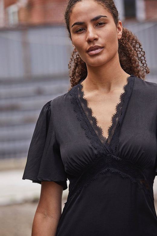 Love & Divine - Love1368 18891 - 000 - Black Kjoler 