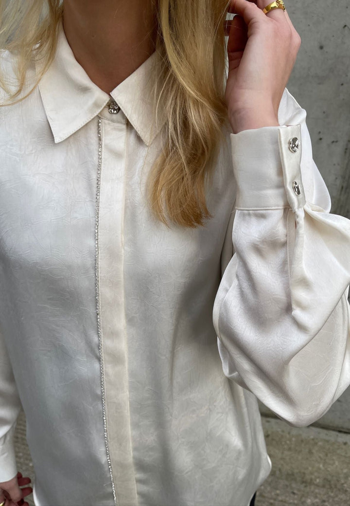 Love & Divine - Love1474 19512 - 115 - Cream Bluser 