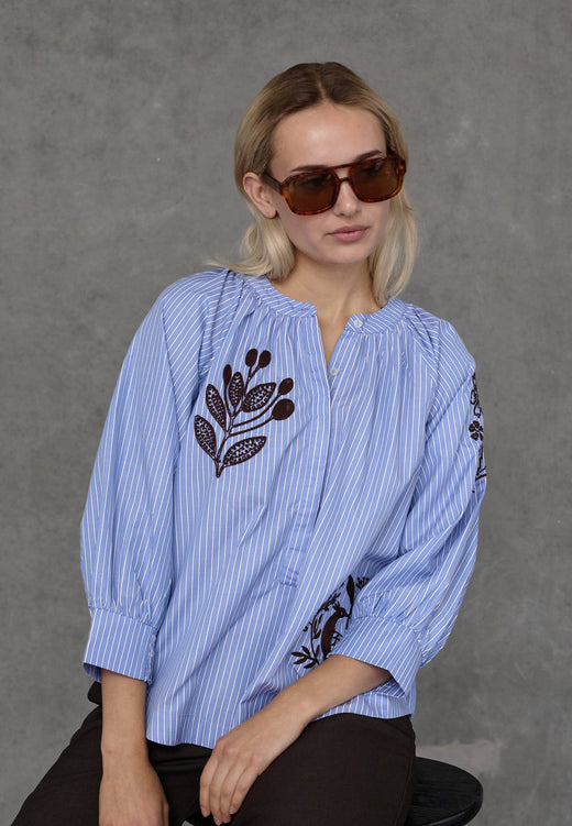Love & Divine - Love1593-1 20280 - 831 - Blue Stripes Skjorter 