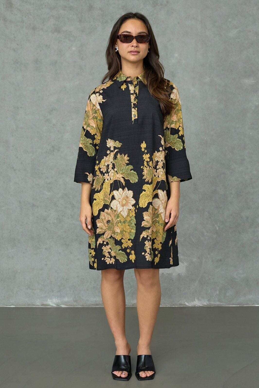 Love & Divine - Love441-43 20102 - 001 - Black Paisley Kjoler 