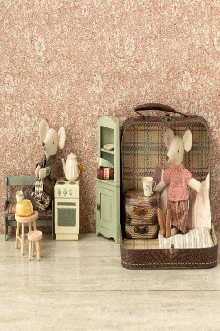 Maileg - Jacket, Pants And Tie In Suitcase, Grandpa Mouse