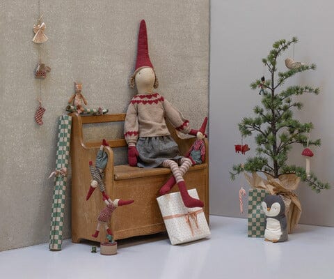 Maileg - Nisse, Str. 6 - Pige - Nederdel Og Strikket Sweater - 14-5460-00 