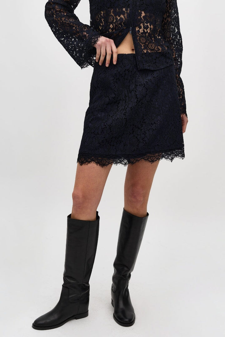 MbyM - Lavinn-M - 880 Black