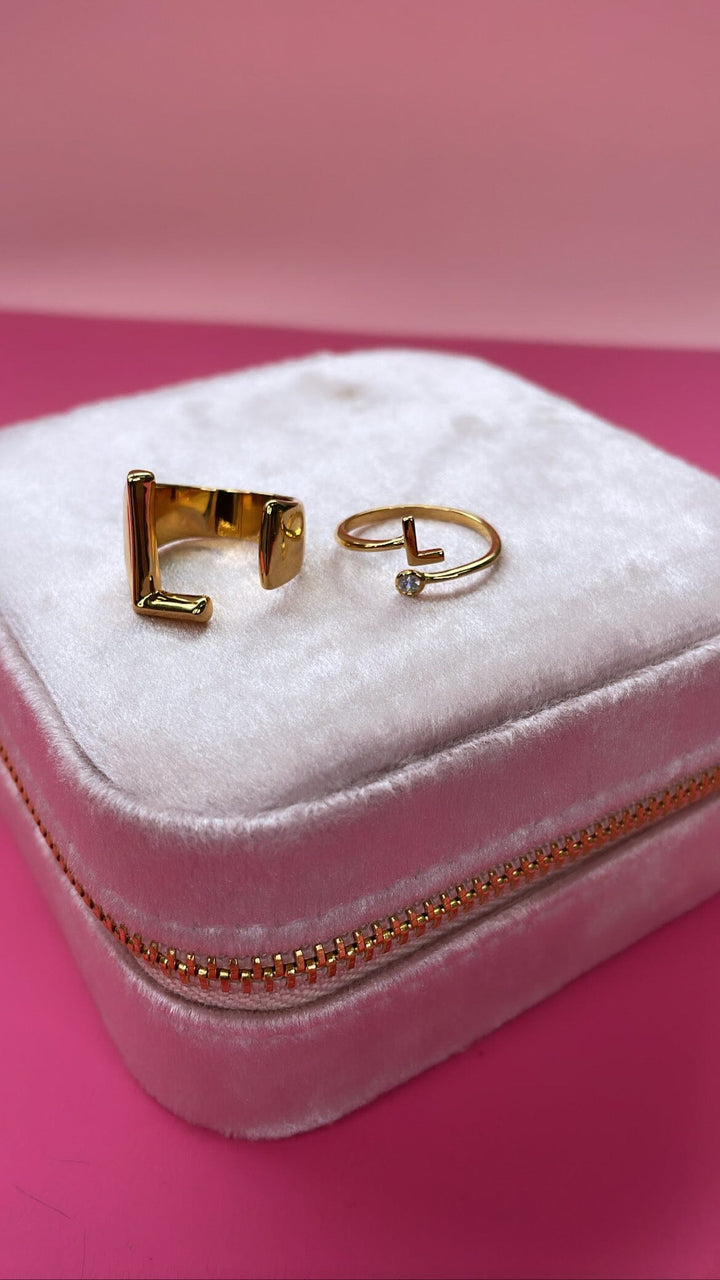 Mellow Moon - Letter Stone Ring - Forgyldt