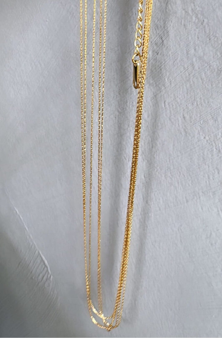 Mellow Moon - Necklace on Necklace - Forgyldt