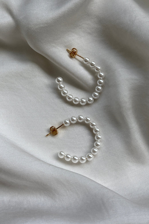 Mellow Moon - Pearl Ear Hoop - Forgyldt Øreringe 