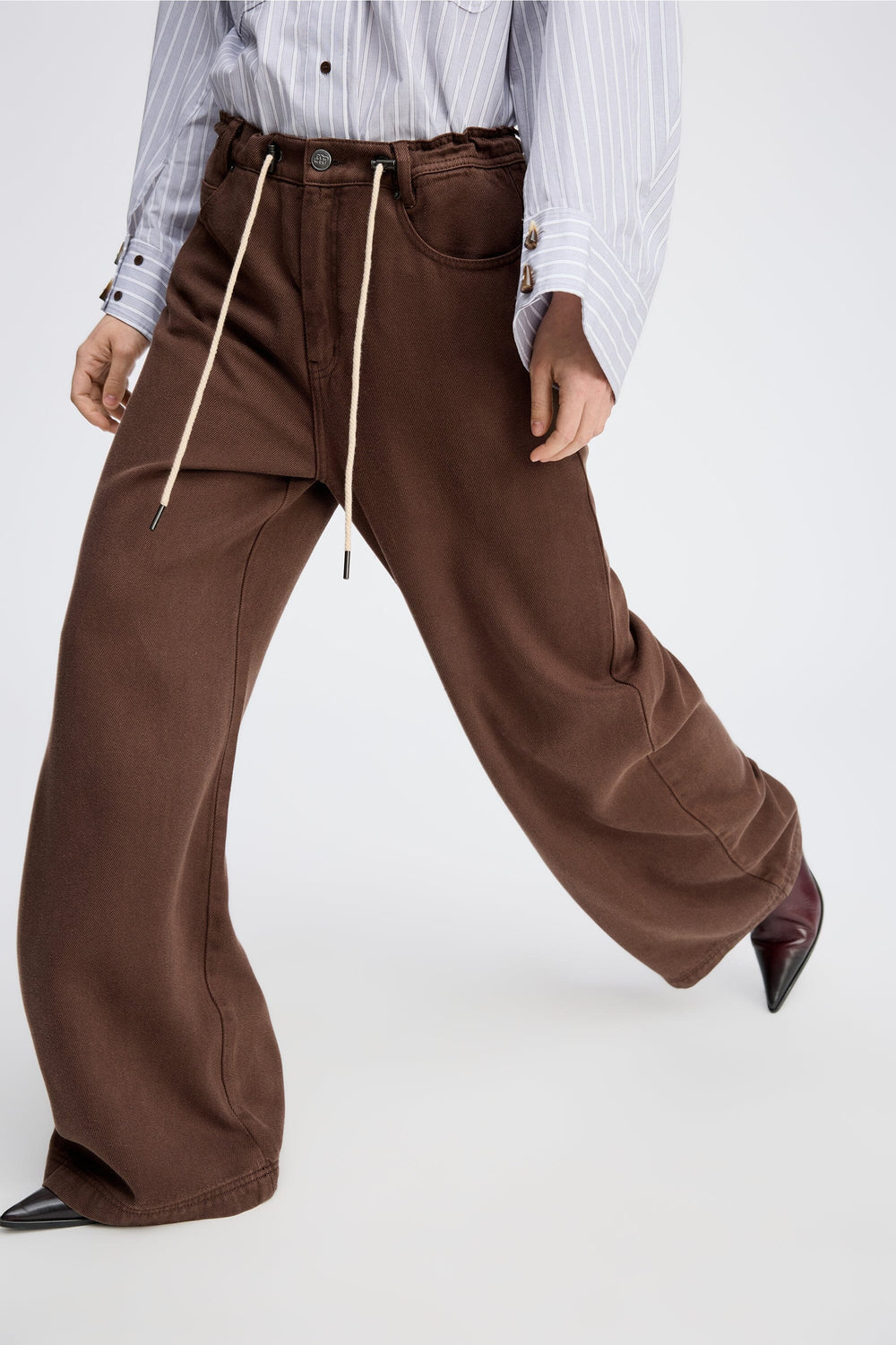 Munthe - Obey 253146025317 - 63 - Mocca Bukser 