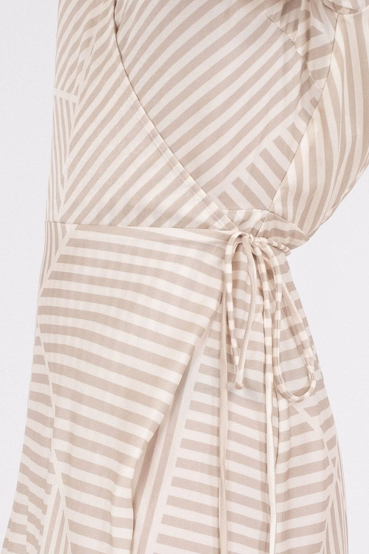 Neo Noir - Amber Mix Lines Dress - Sand Kjoler 