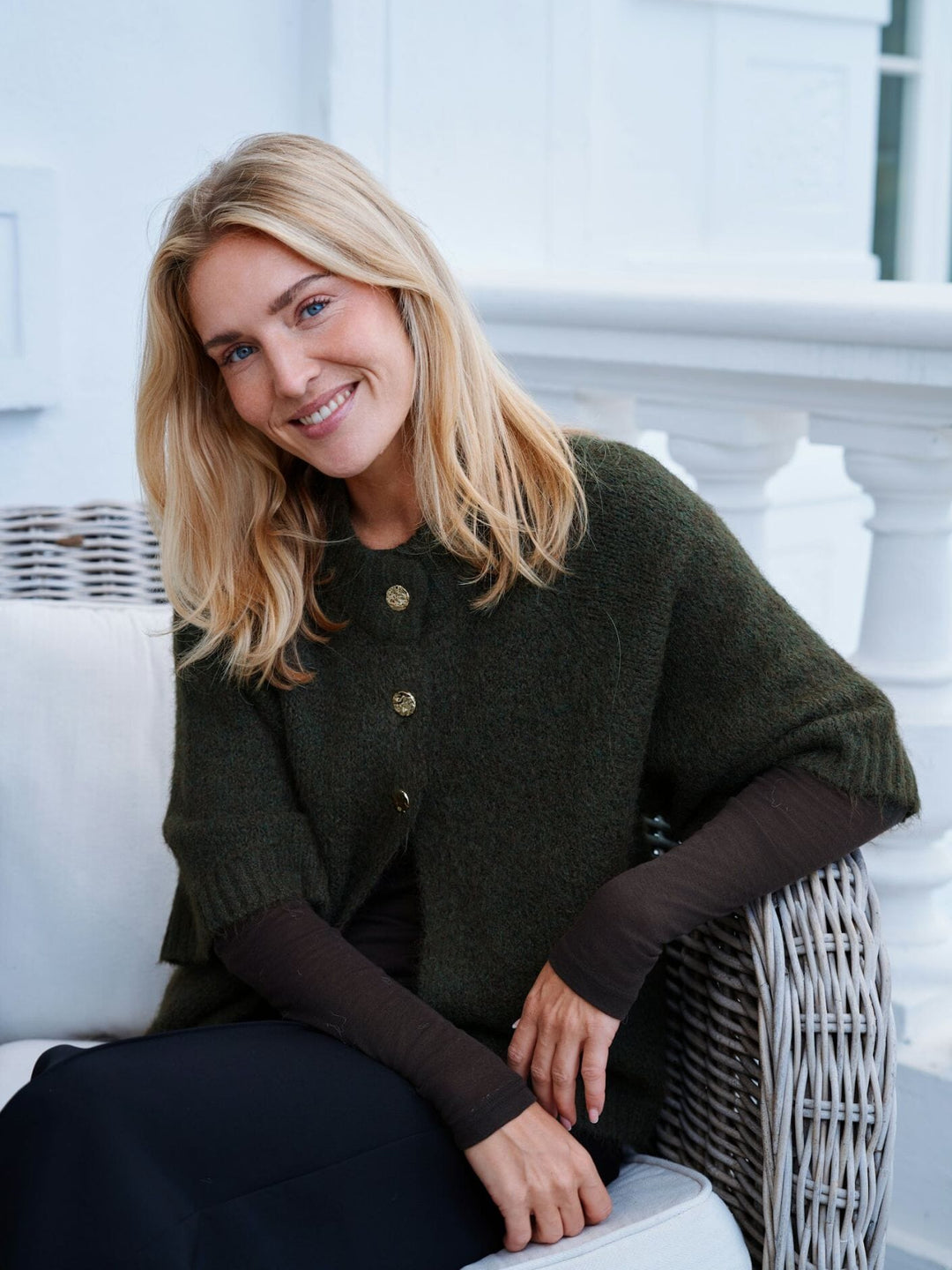 Neo Noir - Benuta Fluffy Knit Cardigan 165816 - 151 - Army Cardigans 