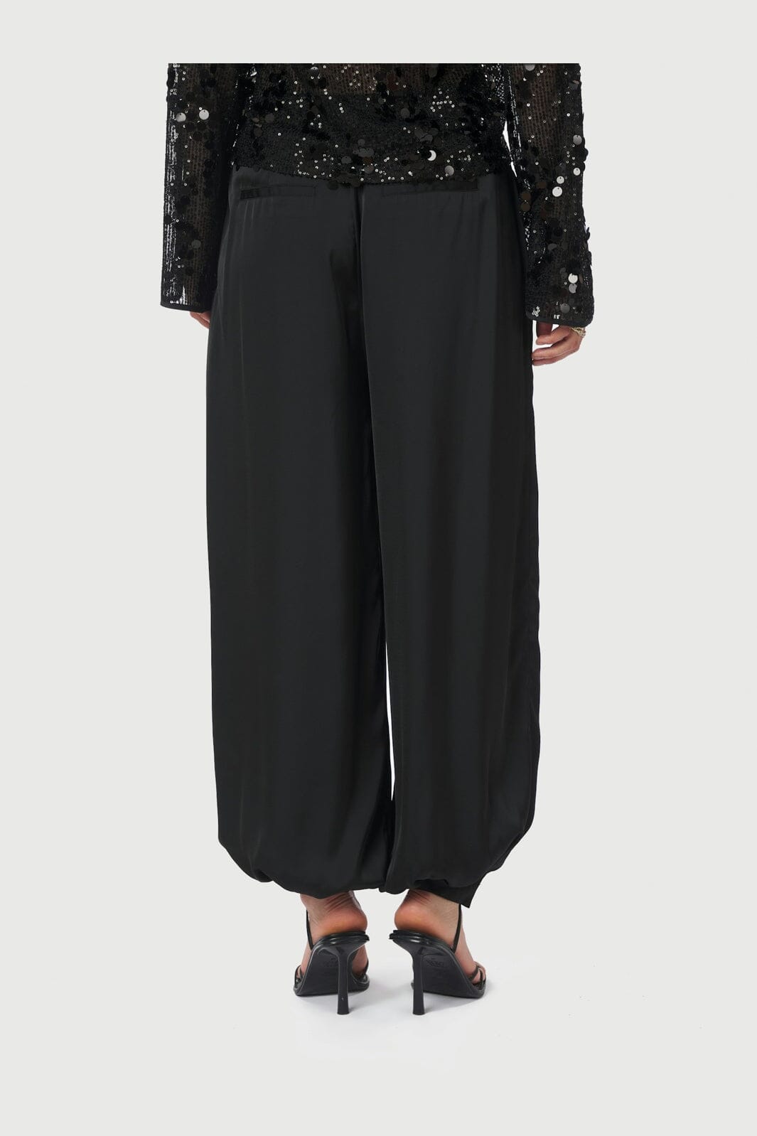 Neo Noir - Fayla Drapy Satin Balloon Pants 167418 - 100 - Black