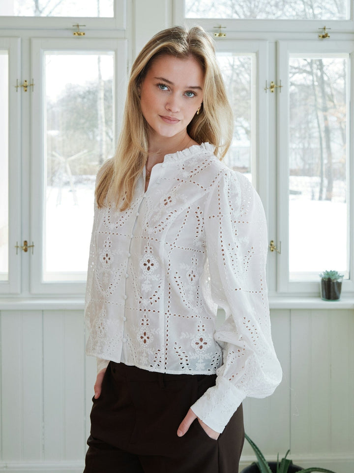 Neo Noir - Gilda Embroidery Blouse 167828 - 120 - White Bluser 
