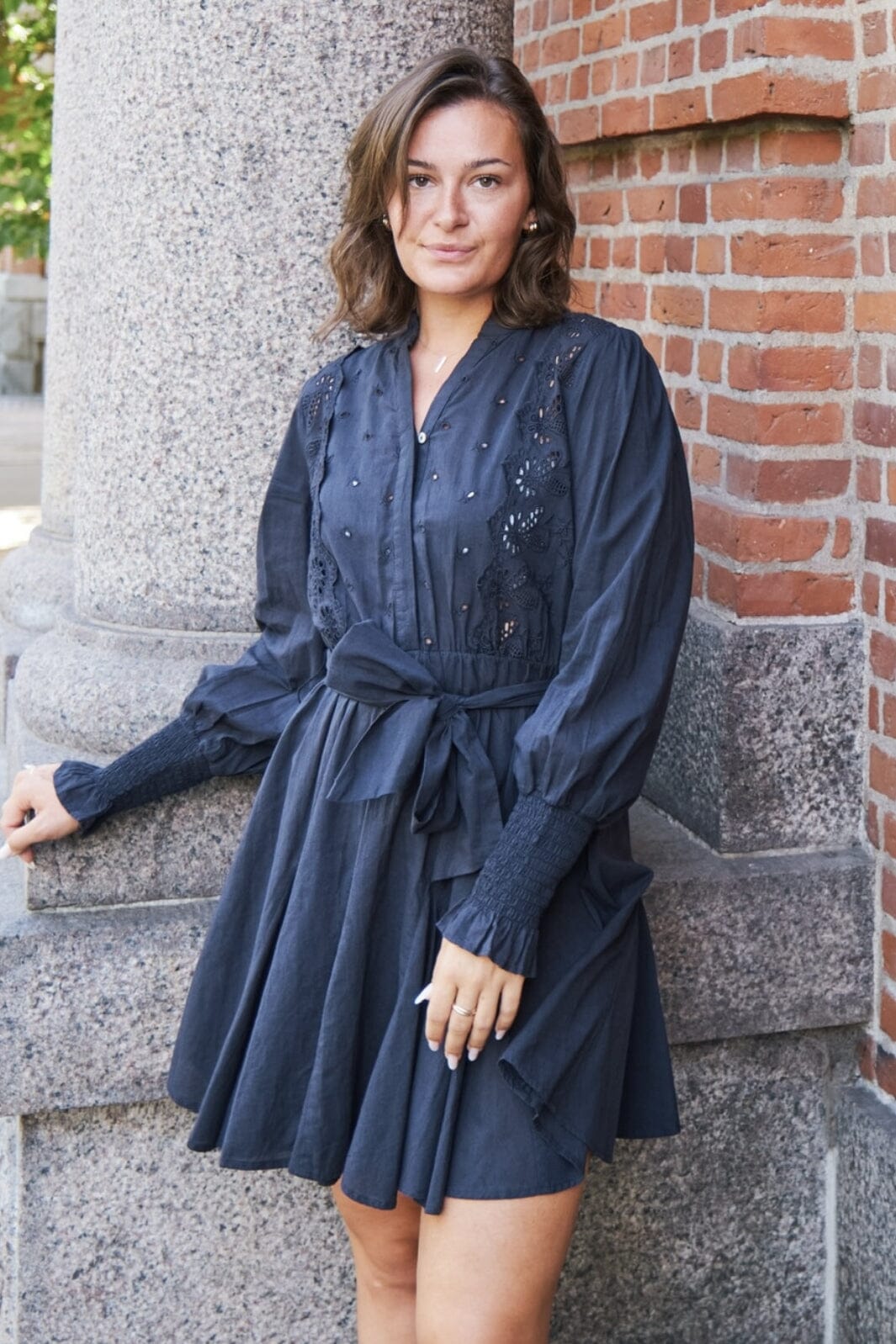 Neo Noir - Salasta Emb Dress - Navy