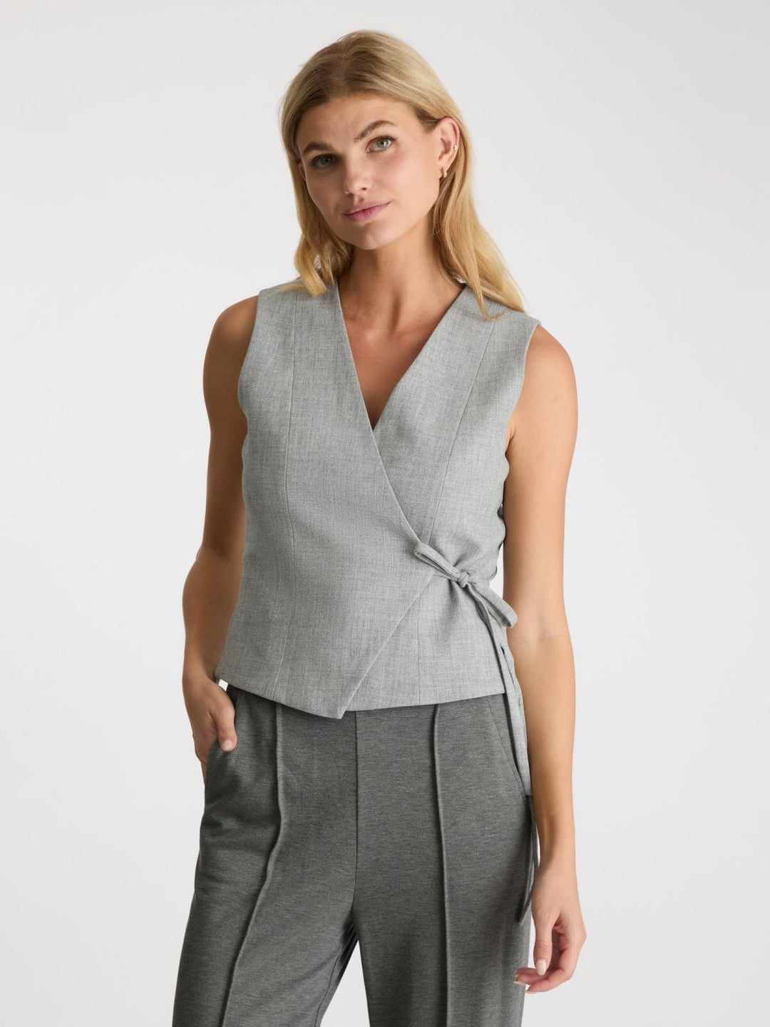 Neo Noir - Samara Wrap Waistcoat - Grey Melange