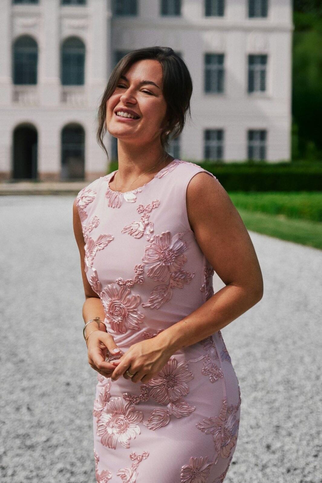 Neo Noir - Tiranna Big Flower Mesh Dress 166824 - 754 - Light Pink Kjoler 