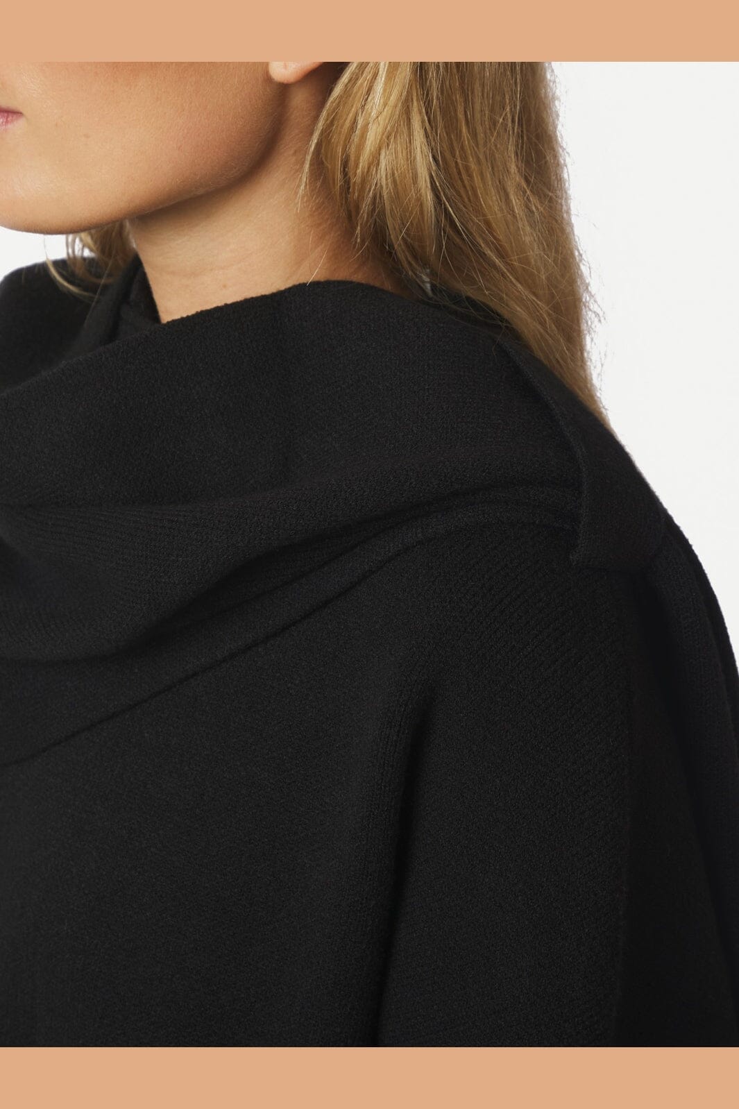 Neo Noir - Wals Knit Scarf Blouse 166203 - 100 - Black