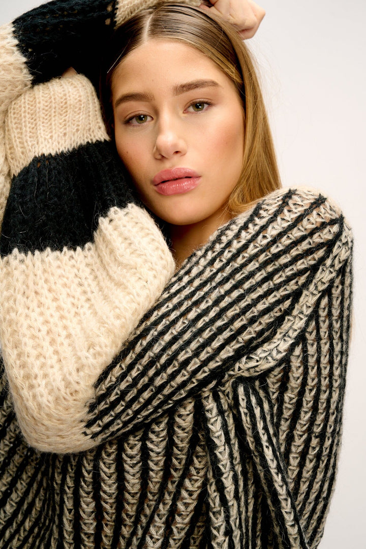 Noella - Liana Knit Sweater - Cream/black