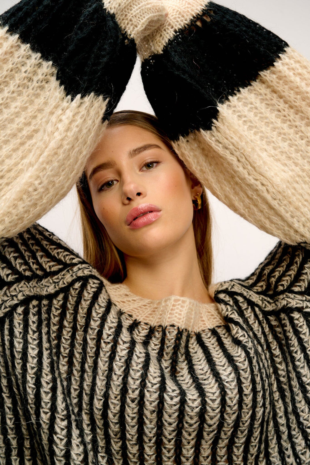 Noella - Liana Knit Sweater - Cream/black
