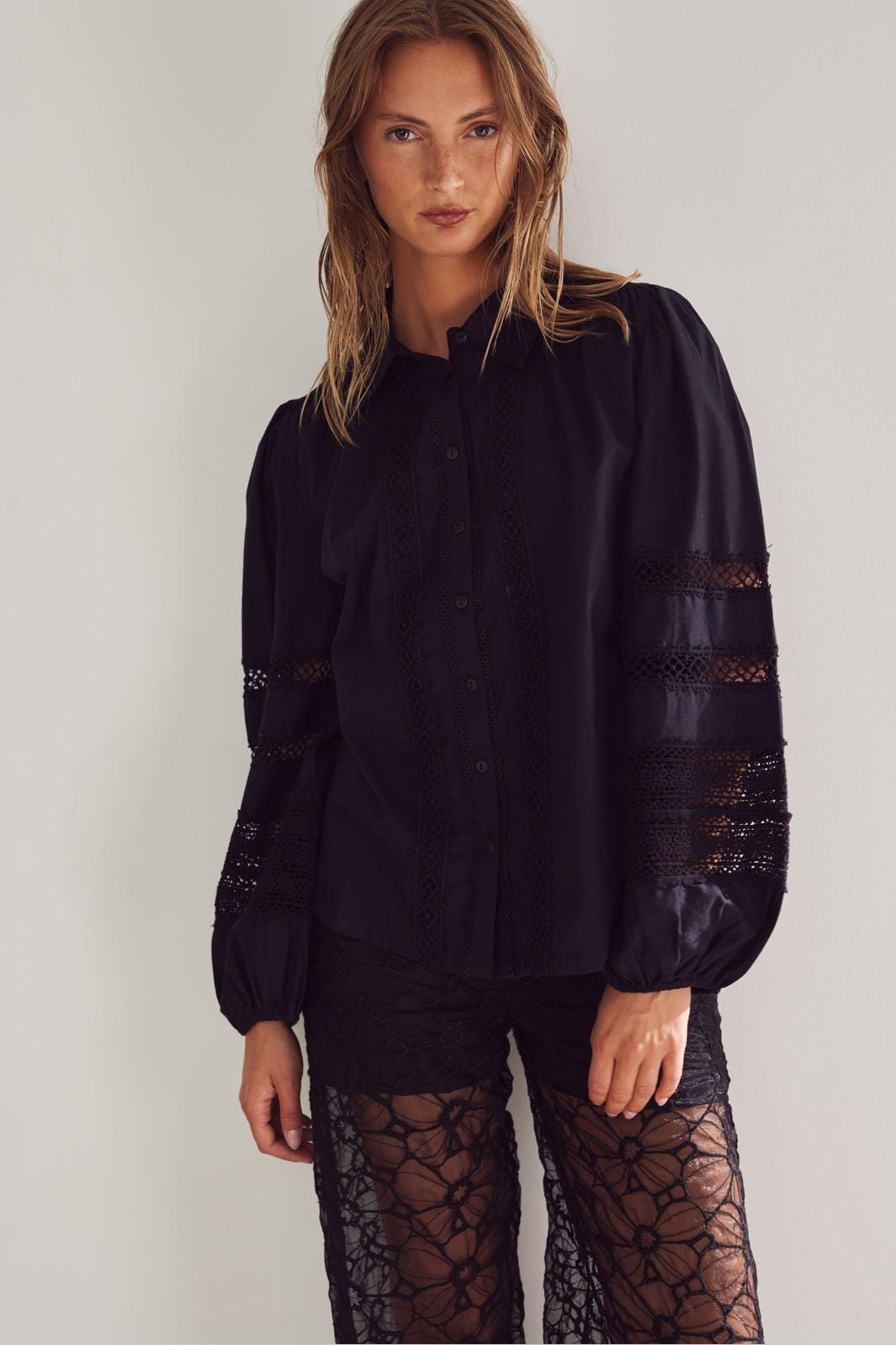 Noella - Lianna Blouse 13260001 - 004 Black