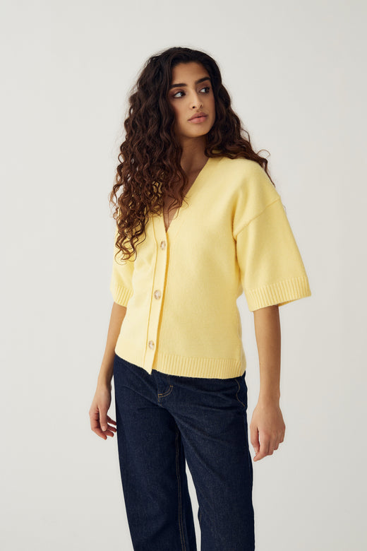 Noella - N-Lenyx Ss Knit 13770003 - 1417 - Butter Yellow Cardigans 