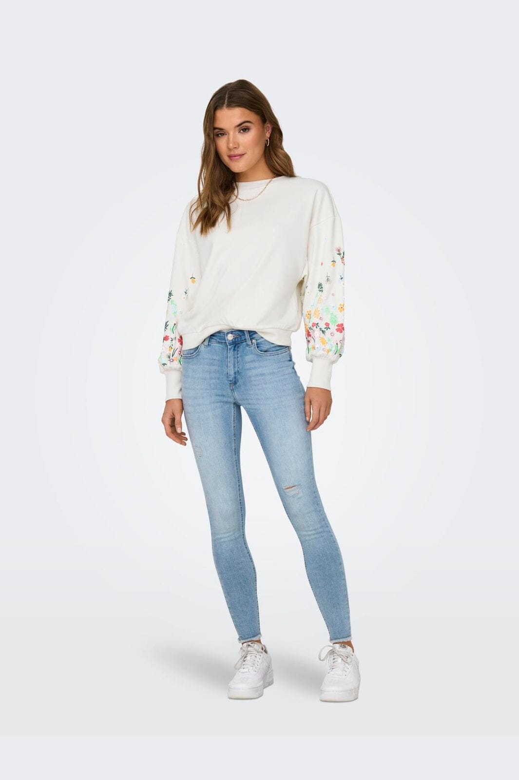 Only - Onlbrooke L/S O-Neck Flower Swt - 4236763 Cloud Dancer Sleeve Flower