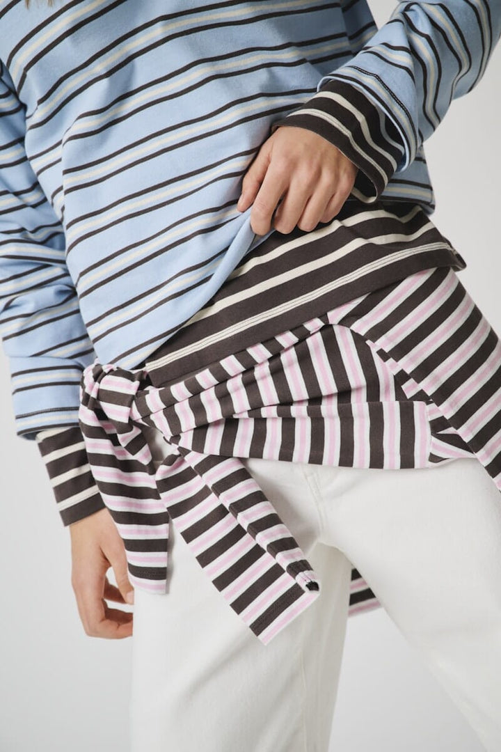 Only - Onlnew Soph L/S O-Neck Top Box - 5094616 Soft Chambray Black Coffee + Birch (Ane) Bluser 