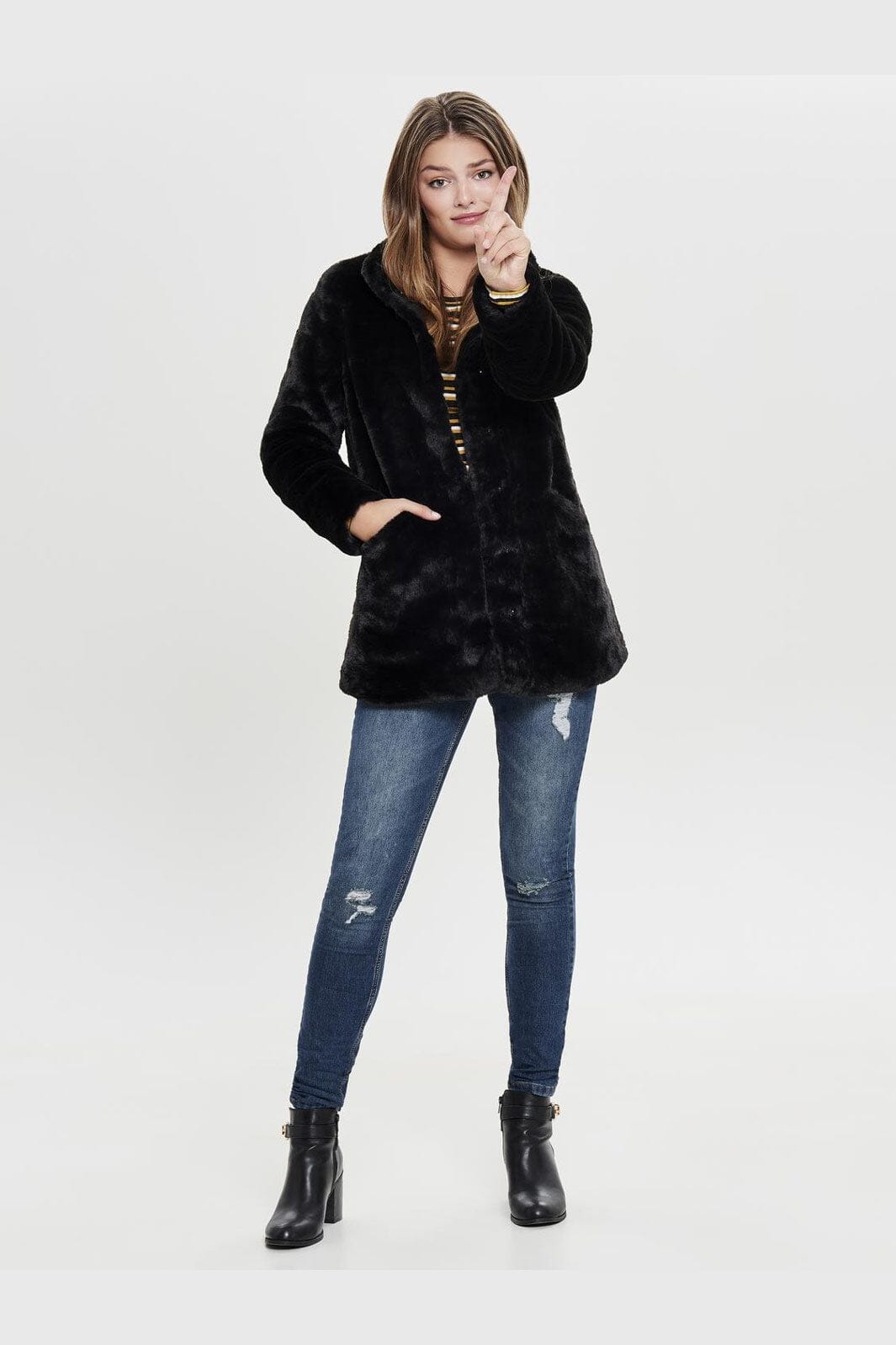 Only - Onlvida Faux Fur Coat - 2889506 Black