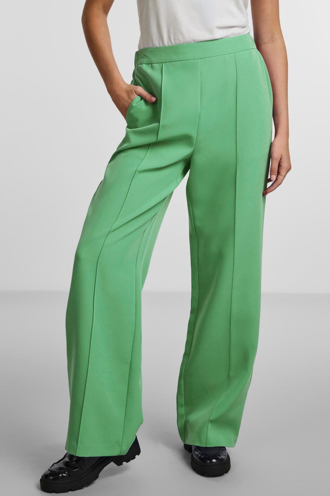 Pieces - Pcbossy Hw Wide Pants - Absinthe Green