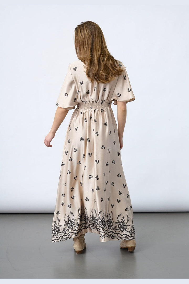 Sisters Point - Gisela-Dr24 19871 - 814 - Champagne/Black Flower