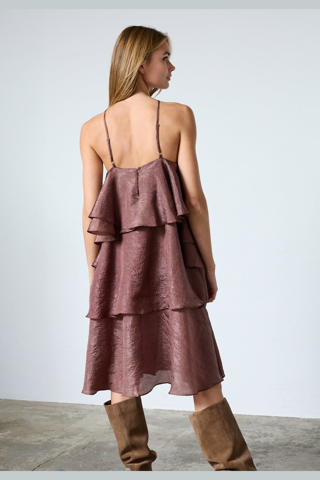 Sisters Point - Viggi-Dr 19743 - 200 - Brown