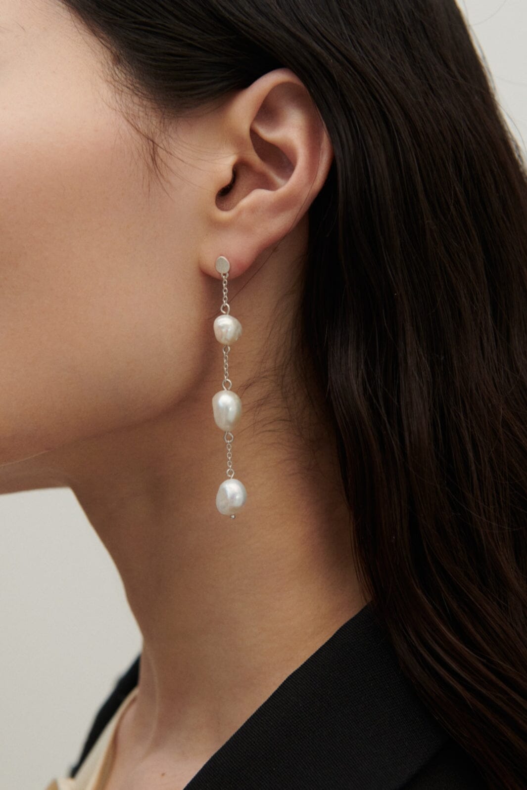 Sorelle Jewellery - 3-Pearls Earchain - Sterling Silver